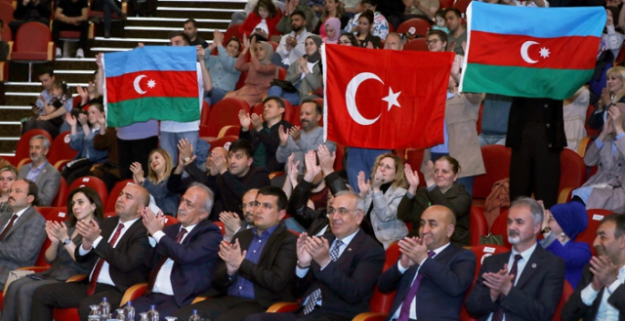 Atatürk Üniversitesi'nde kardeş bayramı