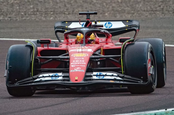 Sky İtalya: Hamilton, Ferrari ile ilk testinde çok farklı şeyler denedi